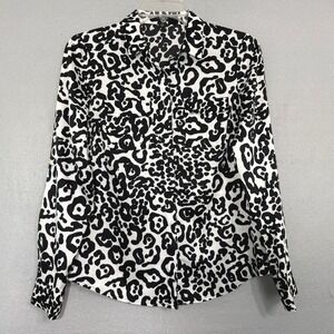 Ann Taylor Petite Animal Print Button Top Size 4P‎ Collared Office Classic